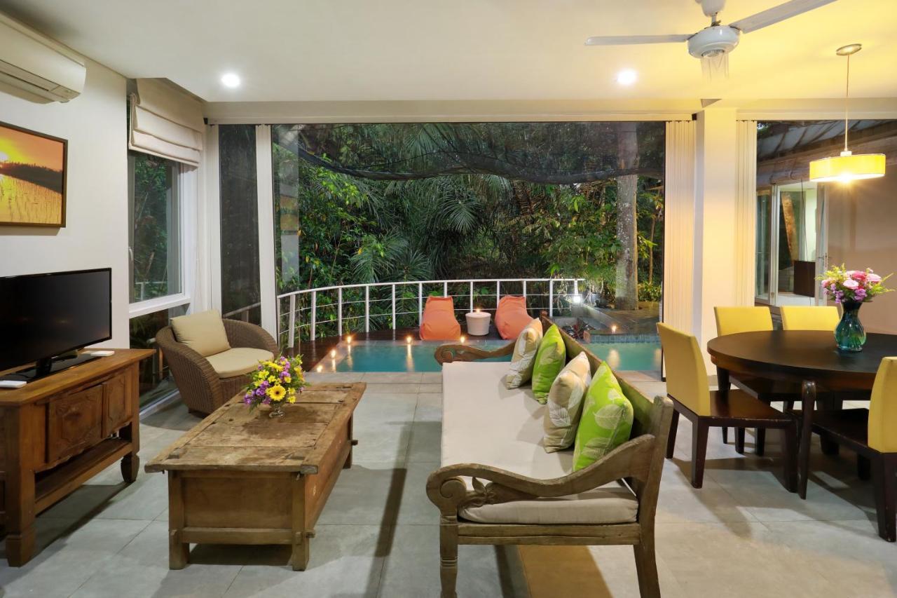 Waterfall Villa Ubud מראה חיצוני תמונה