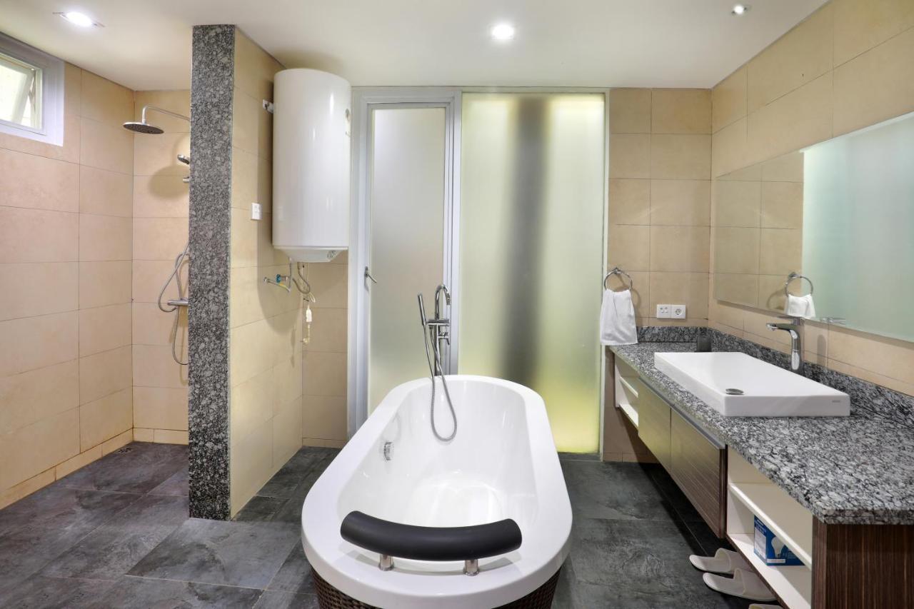 Waterfall Villa Ubud מראה חיצוני תמונה